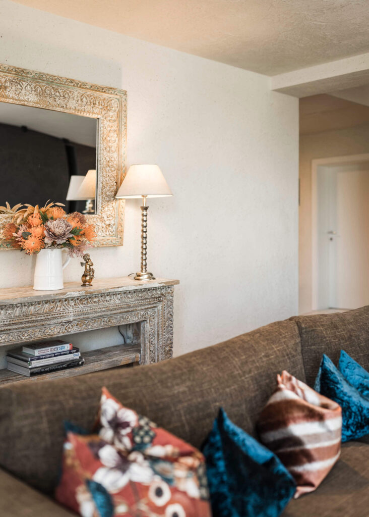 chalet-oasis-living-room-couch